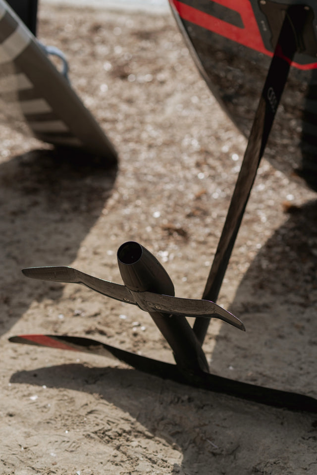 Aerofoils Adventure eFoil Midnight Blue in Mallorca | efoil maintenance