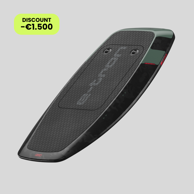 Aerofoils Black Friday 2025 eFoil Deals: Blackpack Pro, Competition Board